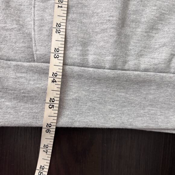 Gracie Abrams Hoodie Small The Secret Of Us Tour Concert Merch Red Star Soft - Picture 8 of 9